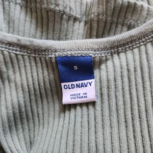 Old Navy Ribbed Crop Top
